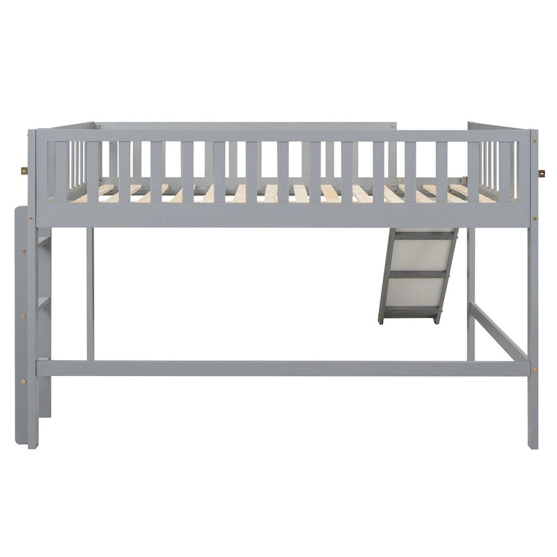 Letto a soppalco basso a grandezza naturale con scivolo e scaletta per bambini