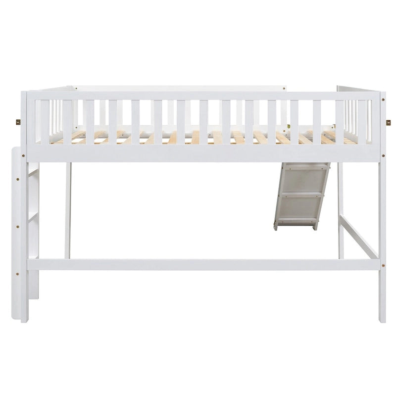 Letto a soppalco basso a grandezza naturale con scivolo e scaletta per bambini